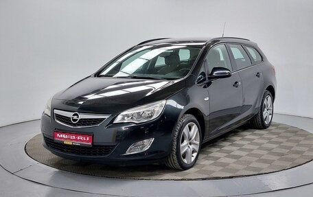 Opel Astra J, 2011 год, 649 000 рублей, 1 фотография