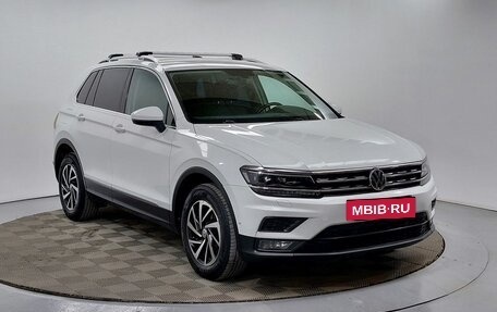 Volkswagen Tiguan II, 2018 год, 1 689 000 рублей, 3 фотография