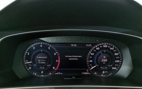 Volkswagen Tiguan II, 2018 год, 1 689 000 рублей, 16 фотография