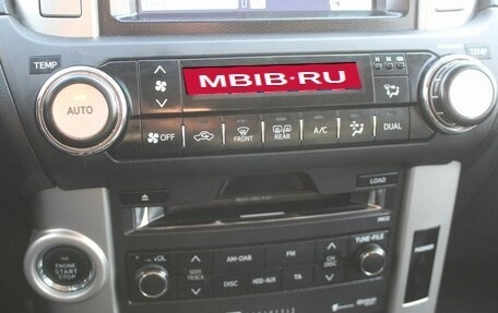 Toyota Land Cruiser Prado 150 рестайлинг 2, 2011 год, 2 599 000 рублей, 17 фотография