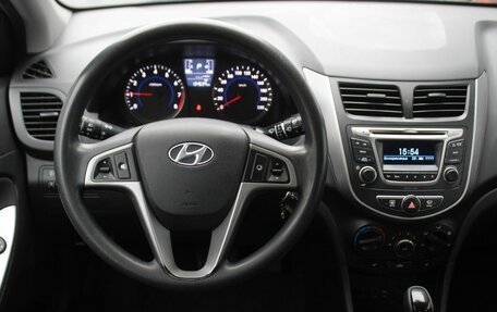 Hyundai Solaris II рестайлинг, 2015 год, 969 000 рублей, 9 фотография