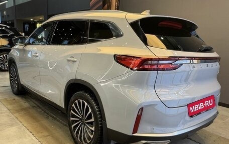 CheryExeed TXL, 2022 год, 1 999 000 рублей, 5 фотография