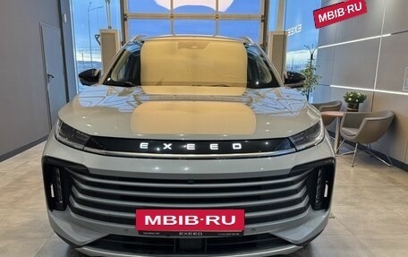 CheryExeed TXL, 2022 год, 1 999 000 рублей, 2 фотография