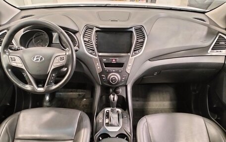 Hyundai Santa Fe III рестайлинг, 2016 год, 1 980 000 рублей, 5 фотография