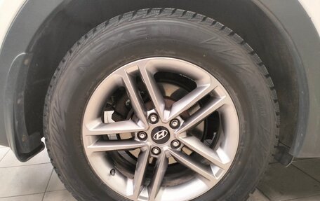 Hyundai Santa Fe III рестайлинг, 2016 год, 1 980 000 рублей, 20 фотография