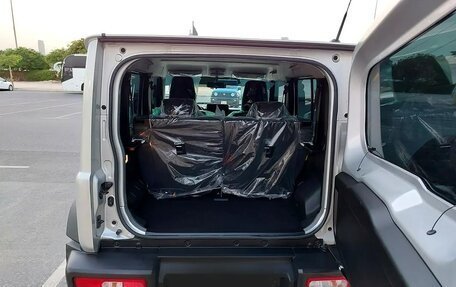 Suzuki Jimny, 2023 год, 2 850 000 рублей, 7 фотография