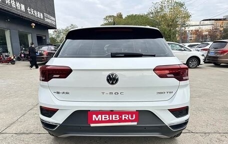 Volkswagen T-Roc I, 2022 год, 1 310 000 рублей, 6 фотография