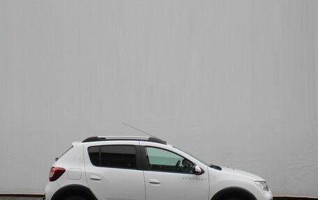 Renault Sandero II рестайлинг, 2018 год, 1 059 000 рублей, 4 фотография