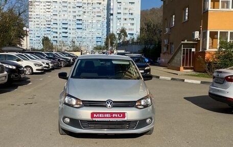 Volkswagen Polo VI (EU Market), 2014 год, 1 250 000 рублей, 2 фотография