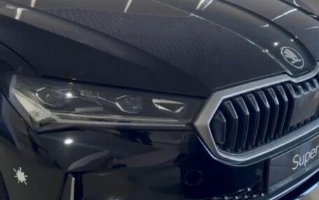 Skoda Superb, 2025 год, 6 250 000 рублей, 2 фотография