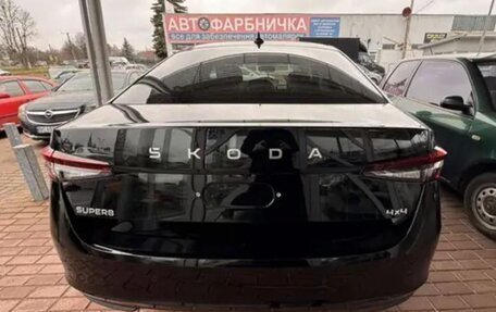 Skoda Superb, 2025 год, 6 250 000 рублей, 3 фотография