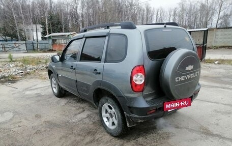 Chevrolet Niva I рестайлинг, 2011 год, 457 000 рублей, 8 фотография