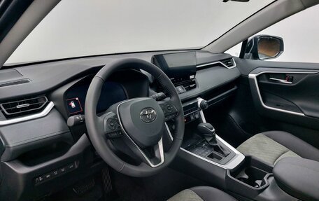 Toyota RAV4, 2025 год, 4 550 000 рублей, 12 фотография