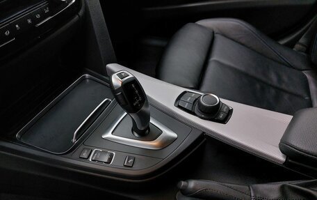 BMW 3 серия, 2018 год, 2 559 000 рублей, 15 фотография