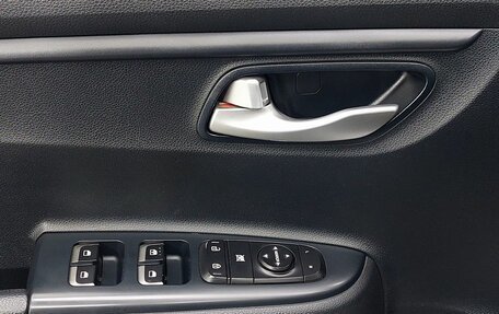 KIA Rio IV, 2018 год, 1 249 000 рублей, 15 фотография