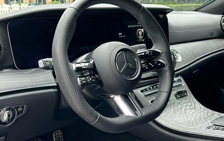 Mercedes-Benz CLS, 2022 год, 6 200 000 рублей, 7 фотография