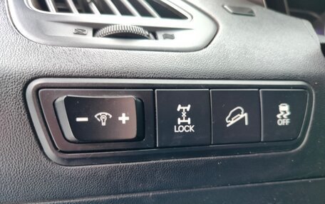 Hyundai ix35 I рестайлинг, 2010 год, 830 000 рублей, 13 фотография