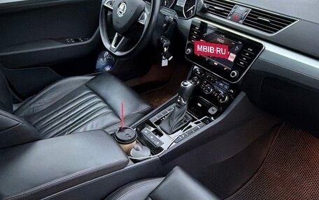 Skoda Superb III рестайлинг, 2018 год, 2 200 000 рублей, 8 фотография