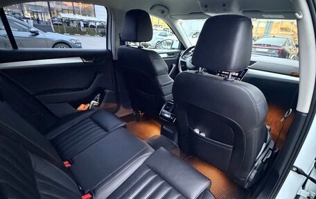 Skoda Superb III рестайлинг, 2018 год, 2 200 000 рублей, 9 фотография