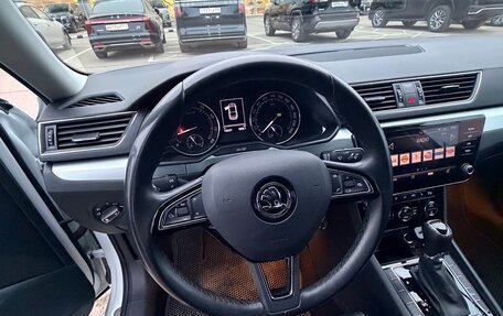 Skoda Superb III рестайлинг, 2018 год, 2 200 000 рублей, 10 фотография