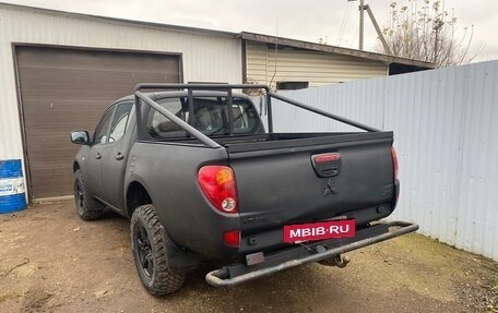 Mitsubishi L200 IV рестайлинг, 2014 год, 1 380 000 рублей, 2 фотография