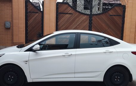 Hyundai Solaris II рестайлинг, 2015 год, 1 150 000 рублей, 3 фотография