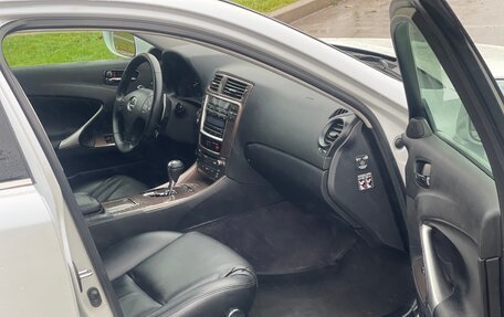 Lexus IS II рестайлинг 2, 2006 год, 1 060 000 рублей, 7 фотография