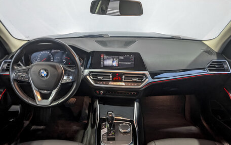 BMW 3 серия, 2021 год, 3 995 000 рублей, 13 фотография