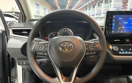 Toyota Corolla, 2022 год, 1 170 000 рублей, 10 фотография