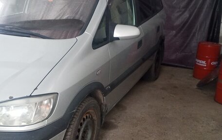 Opel Zafira A рестайлинг, 2002 год, 270 000 рублей, 1 фотография