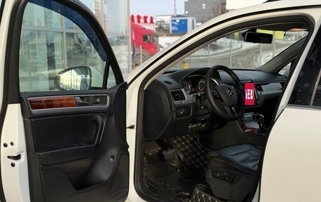 Volkswagen Touareg III, 2012 год, 2 200 000 рублей, 21 фотография