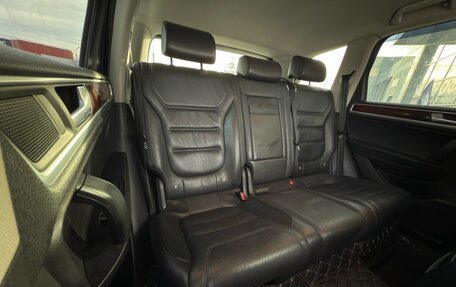Volkswagen Touareg III, 2012 год, 2 200 000 рублей, 32 фотография
