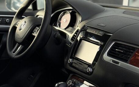 Volkswagen Touareg III, 2012 год, 2 200 000 рублей, 28 фотография