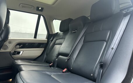 Land Rover Range Rover IV рестайлинг, 2018 год, 6 400 000 рублей, 12 фотография