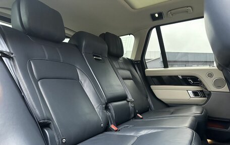 Land Rover Range Rover IV рестайлинг, 2018 год, 6 400 000 рублей, 14 фотография