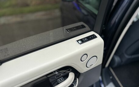Land Rover Range Rover IV рестайлинг, 2018 год, 6 400 000 рублей, 18 фотография
