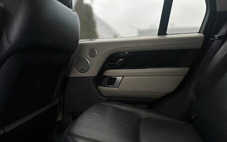 Land Rover Range Rover IV рестайлинг, 2018 год, 6 400 000 рублей, 17 фотография