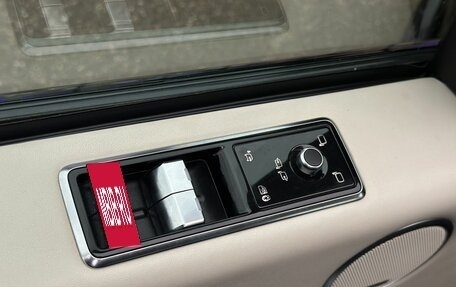 Land Rover Range Rover IV рестайлинг, 2018 год, 6 400 000 рублей, 30 фотография
