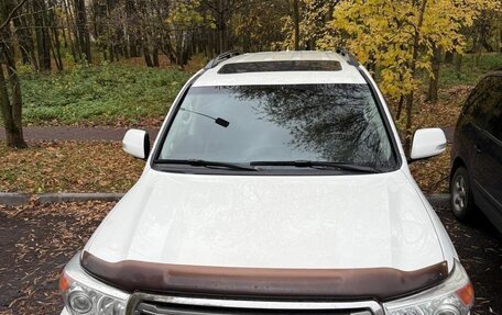 Toyota Land Cruiser 200, 2013 год, 2 750 000 рублей, 2 фотография