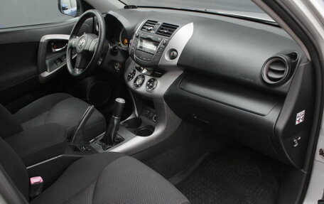 Toyota RAV4, 2008 год, 990 000 рублей, 10 фотография