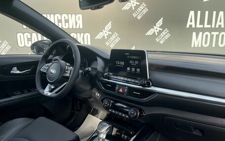 KIA Cerato IV, 2019 год, 2 120 000 рублей, 32 фотография