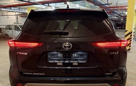 Toyota Highlander, 2025 год, 5 500 000 рублей, 5 фотография