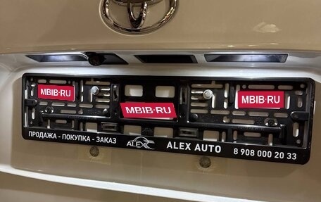 Toyota Highlander, 2025 год, 5 500 000 рублей, 17 фотография