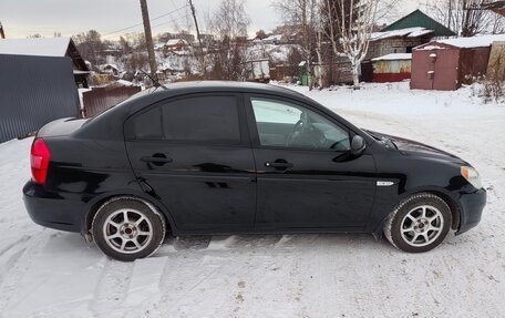 Hyundai Verna II, 2006 год, 370 000 рублей, 3 фотография