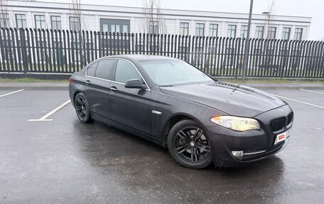 BMW 5 серия, 2013 год, 1 500 000 рублей, 4 фотография