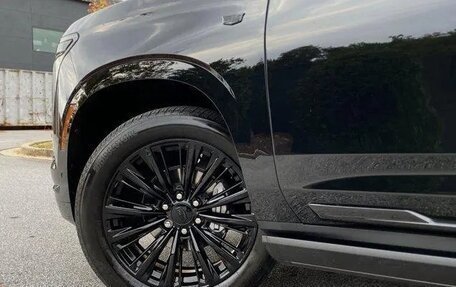 Cadillac Escalade V, 2025 год, 15 500 000 рублей, 5 фотография