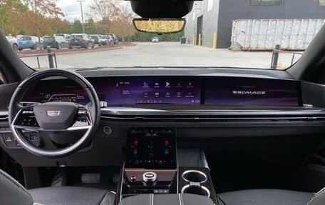 Cadillac Escalade V, 2025 год, 15 500 000 рублей, 12 фотография