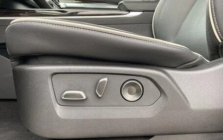 Cadillac Escalade V, 2025 год, 15 500 000 рублей, 24 фотография