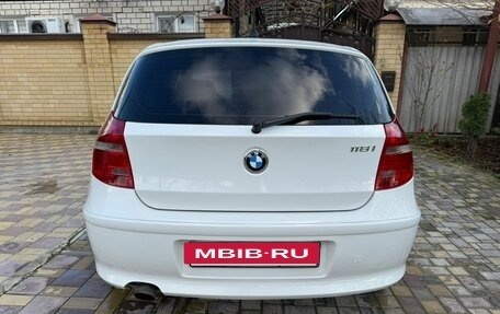 BMW 1 серия, 2011 год, 810 000 рублей, 6 фотография