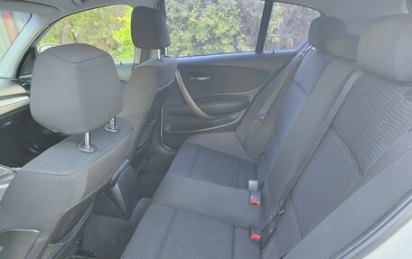 BMW 1 серия, 2011 год, 810 000 рублей, 14 фотография